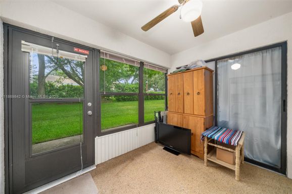 304 VILLAWAY # 304, Sebring FL 33876