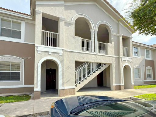 1543 SE 25th St # 204, Homestead FL 33035