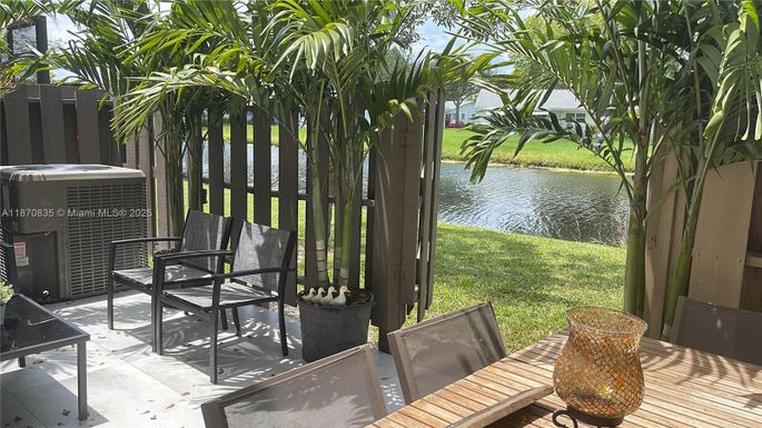 8203 NW 9th Ct # 2, Plantation FL 33324