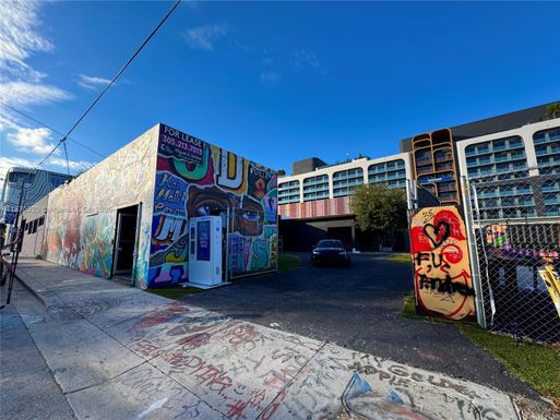 239 NW 26th St, Miami FL 33127