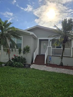 10550 W State Road 84 lot #383, Davie FL 33324