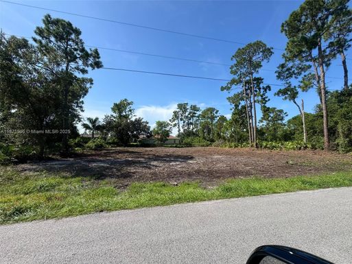 3825 18th St W, Lehigh Acres FL 33971