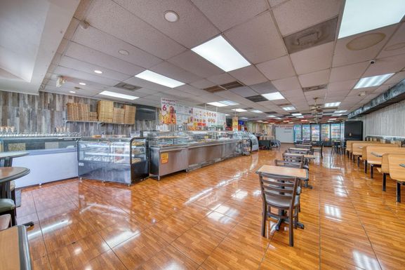 Turn-Key Restaurant For Sale High Traffic Hialeah Plaza, Hialeah FL 33010