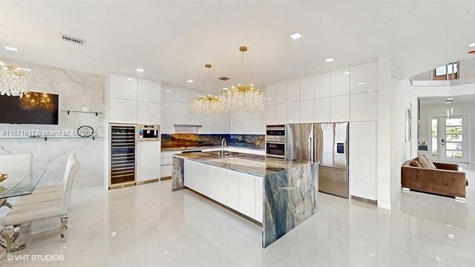 8350 Royal County Down Rd, Boca Raton FL 33434