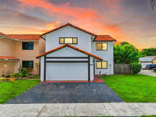 15166 SW 94th Ter, Miami FL 33196