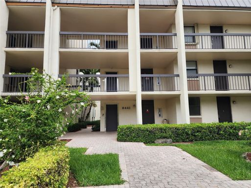 8441 Forest Hills Dr # 105, Coral Springs FL 33065