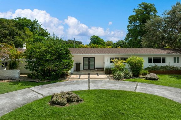 12401 SW 68th Ct, Pinecrest FL 33156