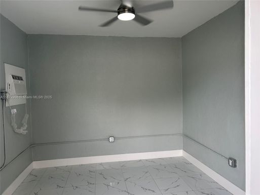 4340 SW 24th St # 1, West Park FL 33023