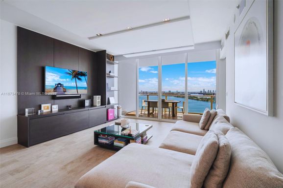 2020 N Bayshore Dr # 3106, Miami FL 33137