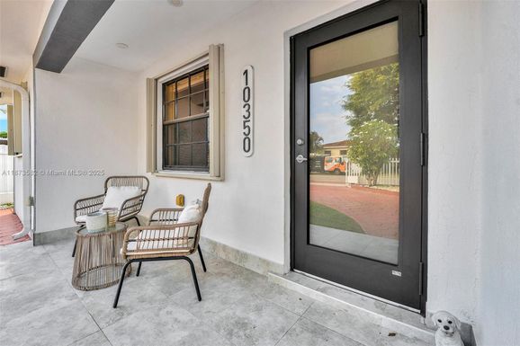 10350 SW 30th St, Miami FL 33165
