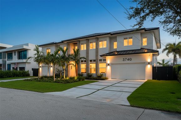 3740 NE 29th Ave, Lighthouse Point FL 33064
