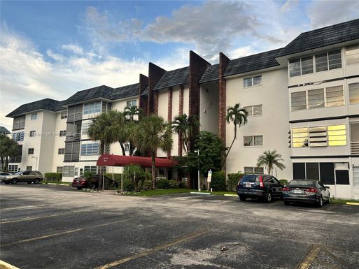 4740 NW 21st St # 306, Lauderhill FL 33313
