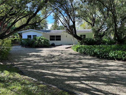 18351 SW 202nd St # 18351, Miami FL 33187