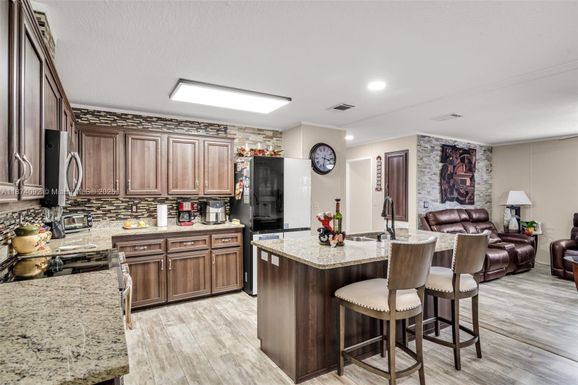 12850 W State Rd #1 Gardenia Ln, Davie FL 33325