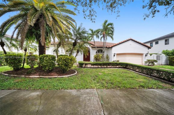 7841 NW 169th Ter, Miami Lakes FL 33016