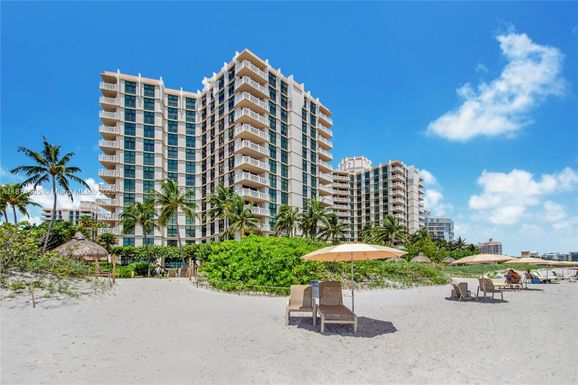 1111 Crandon Blvd # B606, Key Biscayne FL 33149