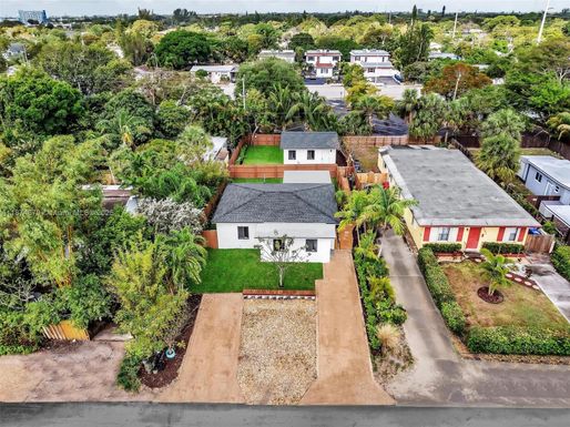 1123 NE 1st Ave, Fort Lauderdale FL 33304