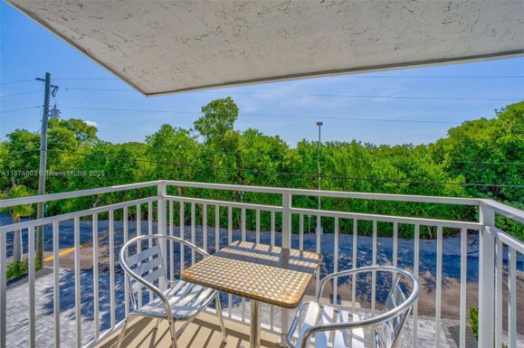1500 Ocean Bay Dr # J7, Key Largo FL 33037