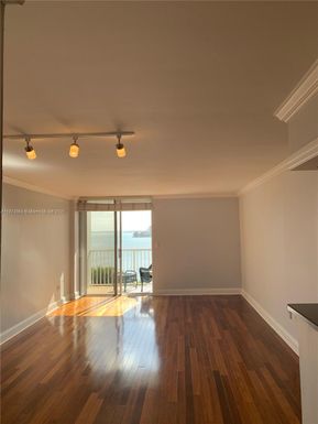 150 SE 25th Rd # 9K, Miami FL 33129