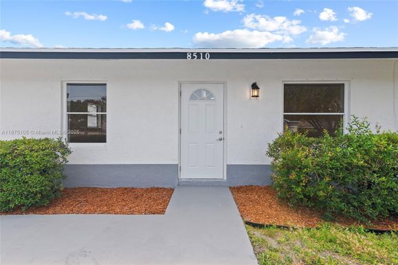8510 SE Citrus Way, Hobe Sound FL 33455