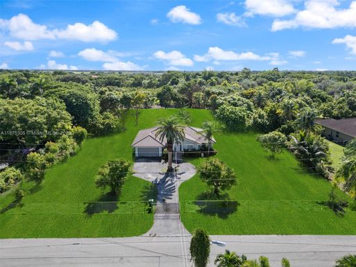 16035 SW 173rd Ave, Miami FL 33187