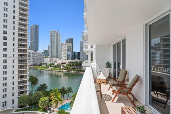 801 Brickell Key Blvd # 1009, Miami FL 33131