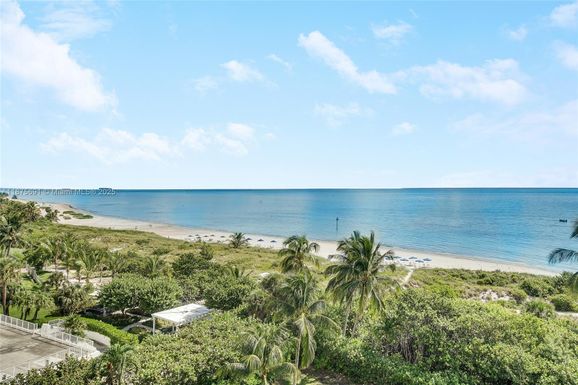 200 Ocean Lane Dr # 703, Key Biscayne FL 33149