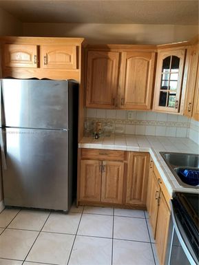 9440 Fontainebleau Blvd # 513, Miami FL 33172