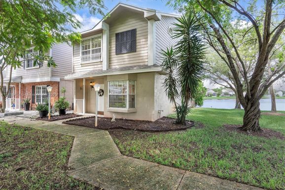 12175 NW 36th Pl, Sunrise FL 33323