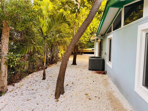 217 Gasparilla Dr, Key Largo FL 33037