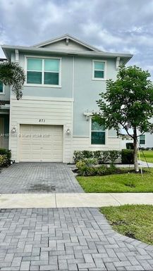 871 SE Grovebush Ln, Port St. Lucie FL 34984
