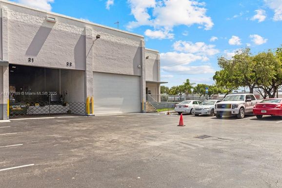 1700 NW 82nd Ave # 1800, Doral FL 33126