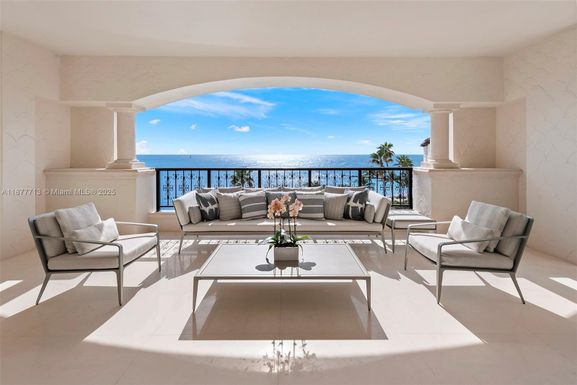 7966 Fisher Island Dr # 7966, Miami Beach FL 33109
