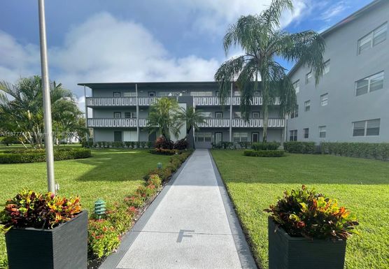 251 S Suffolk F # 251, Boca Raton FL 33434