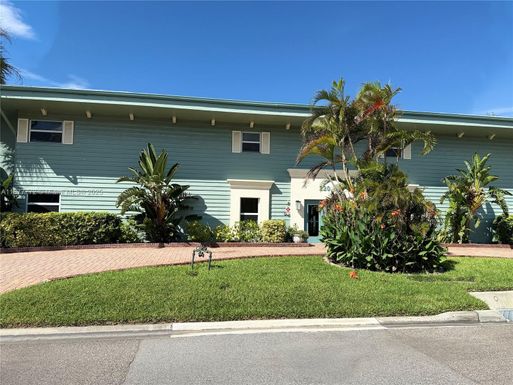 220 COLUMBIA DR # 31, Cape Canaveral FL 32920