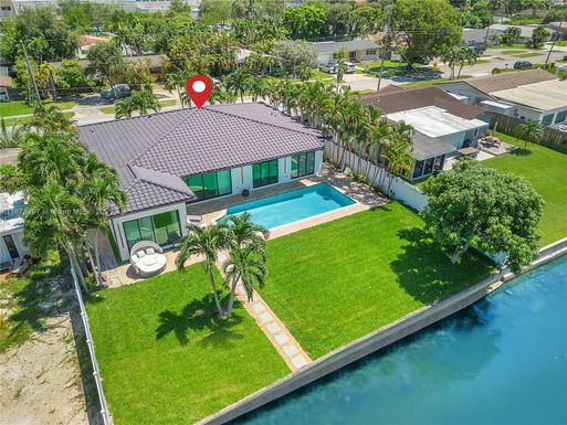 21100 NE 25th Ct, Miami FL 33180