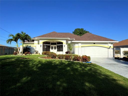 26 SE 13 Ave, Cape Coral FL 33990