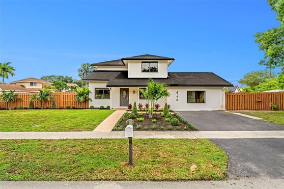 4770 NW 115th Way, Sunrise FL 33323