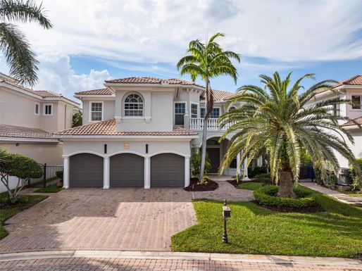 1260 Hatteras Ln, Hollywood FL 33019