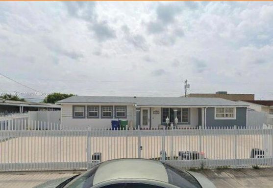 4420 NW 168th Ter, Miami Gardens FL 33055