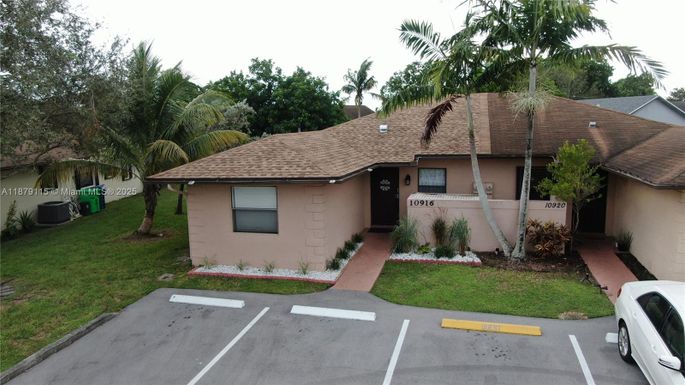 10916 NW 29th Ct, Sunrise FL 33322