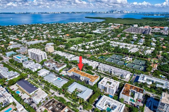 240 Galen Dr # 207, Key Biscayne FL 33149