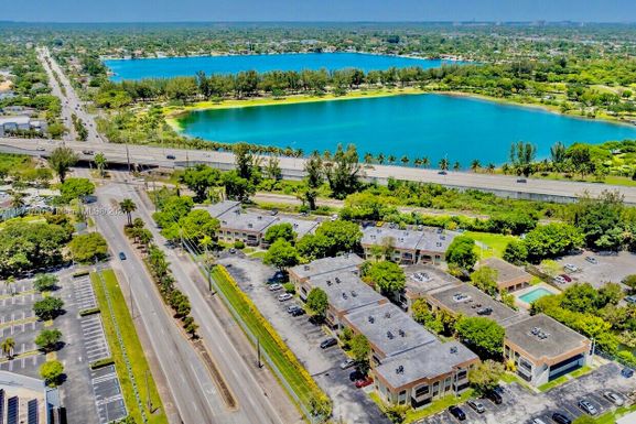 7825 Miller Dr # C110, Miami FL 33155