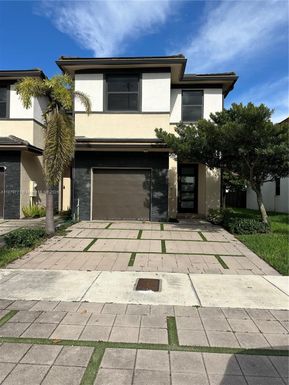 15839 NW 91 court, Miami Lakes FL 33018