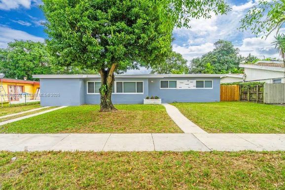 17621 NE 7th Ave, Miami FL 33162