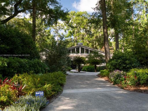 2261 NW 24th Ave, Gainesville FL 32605