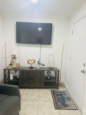 3800 SW 102nd Ave # 206, Miami FL 33165