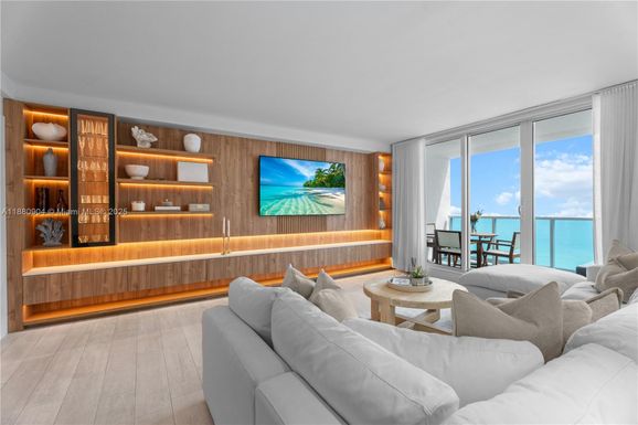 2301 Collins Ave # 24, Miami Beach FL 33139
