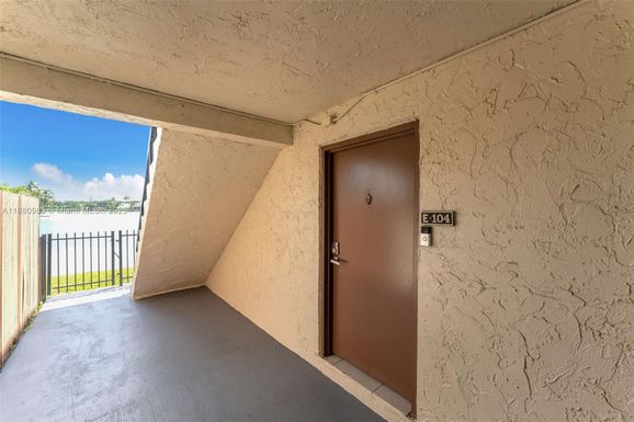 8307 SW 142nd Ave # E104, Miami FL 33183