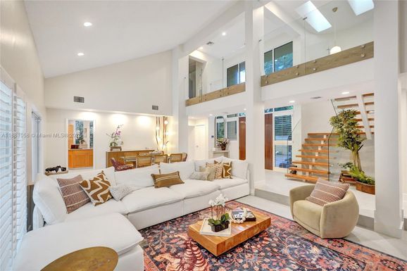 2360 Tigertail Ave, Miami FL 33133